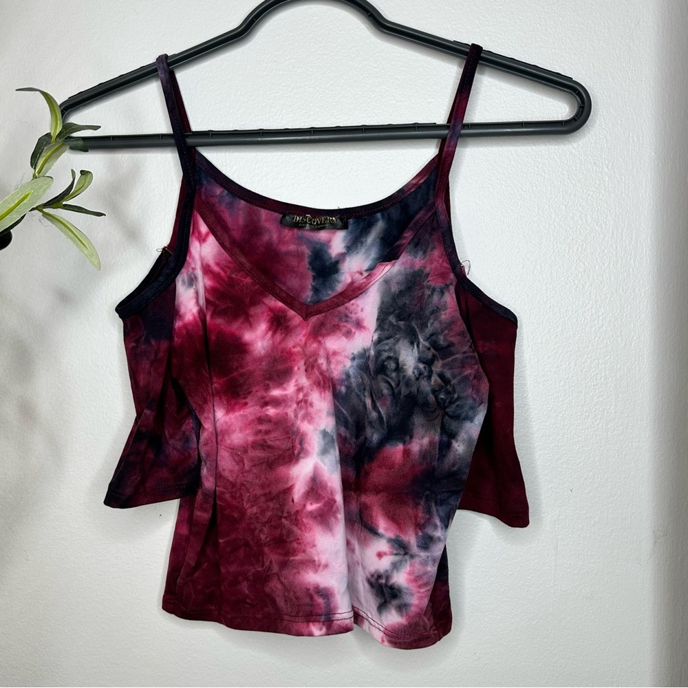 Discovery Tie Dye Crop Top XS
Great condition